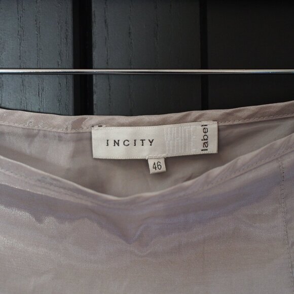 Incity | Gorgeous Silvery Grey Below Knee Skirt w Shimmer - Picture 2 of 5